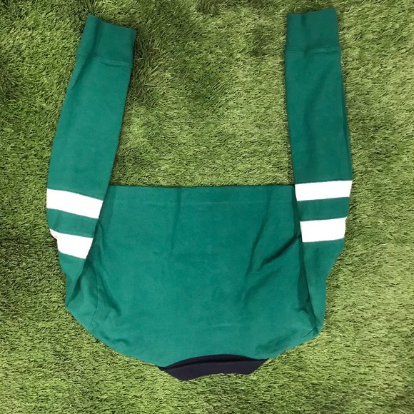 AE Cropped Rugby Polo Screen-Worn 'Dare Me' Marlo Kelly - Picture 5 of 6